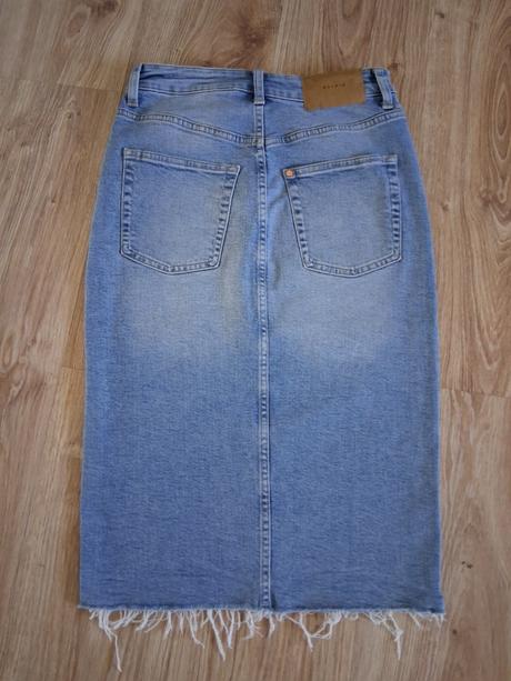 Bledomodrá riflová sukňa, h&m,36