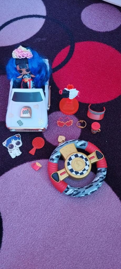 Bábika lol a autíčko, 