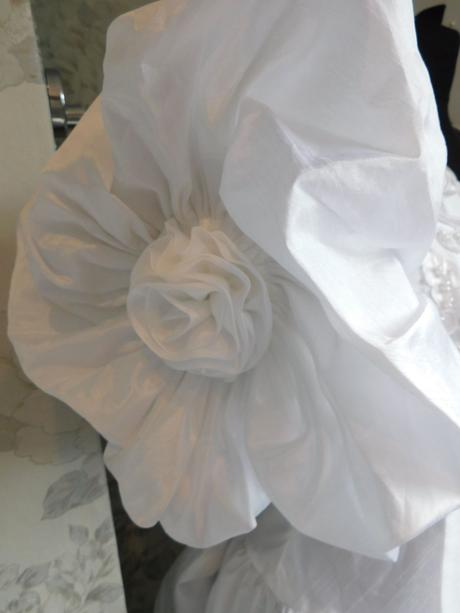 Luxusne svadobne vintage šaty, 40