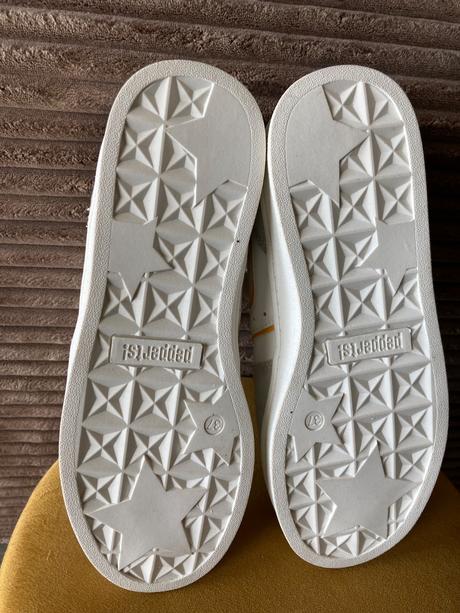 Biele tenisky, pepperts,37