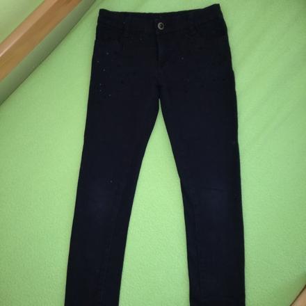 Dievčenské nohavice na 8-9 rokov, 134