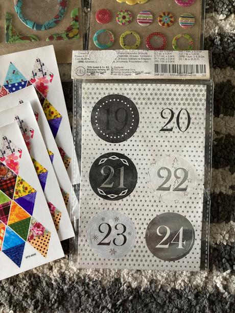 Nálepky a tetovačky, 