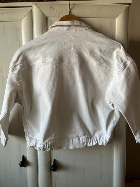 Rifľová bundička, sinsay,152