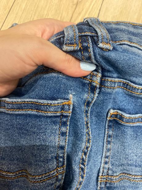 Chlapčenské rifle slim, reserved,122