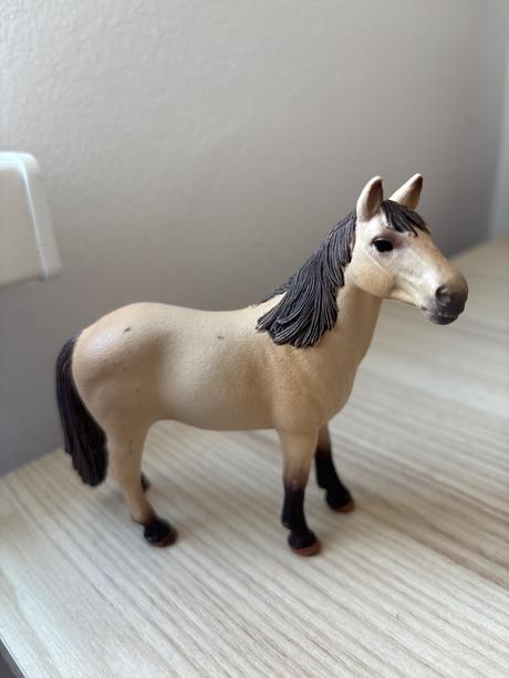 Schleich rodinka koní,