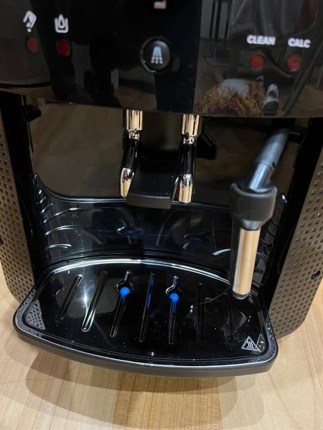 Predám automatický kávovar krups ea81, krups