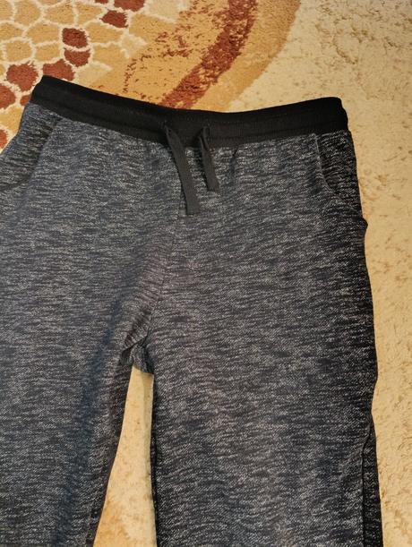 Chlapčenské tepláky, takko,170