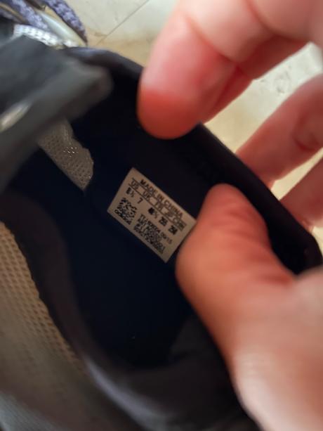 Botasky adidas velkost 40 dĺžka 25- 25,5cm,, adidas,40