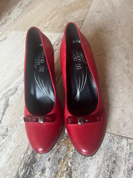 Červené kožené lodičky 37, lasocki,37