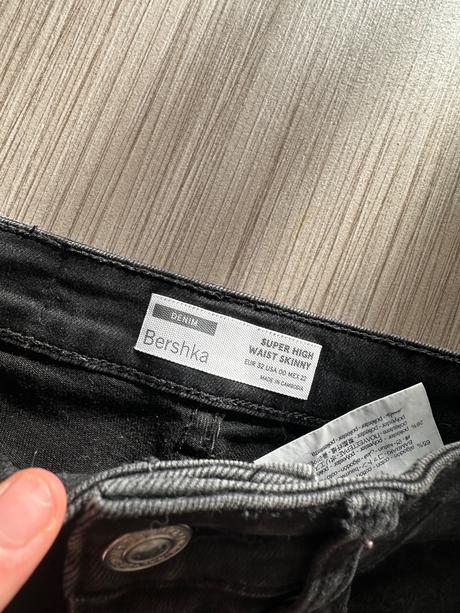 Rifle s vysokym pasom, bershka,32