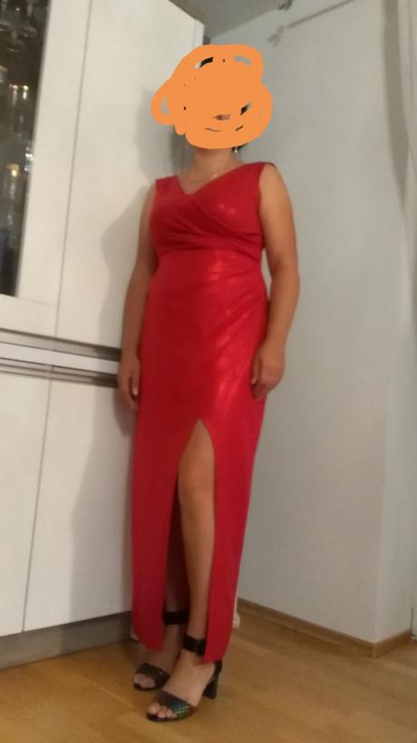 Trblietavé saty, 44