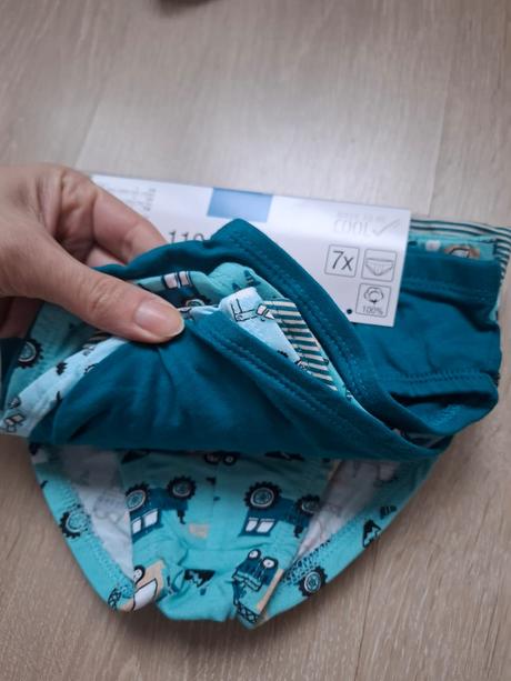 Nové chlapčenské spodné prádlo 7ks - 110/116, kik,110