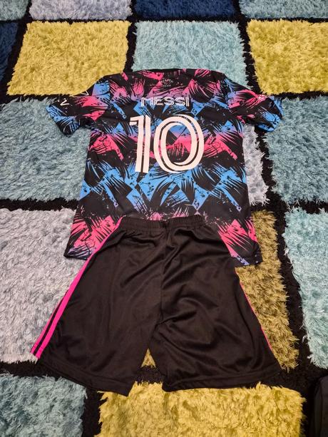 Dres messi, 158
