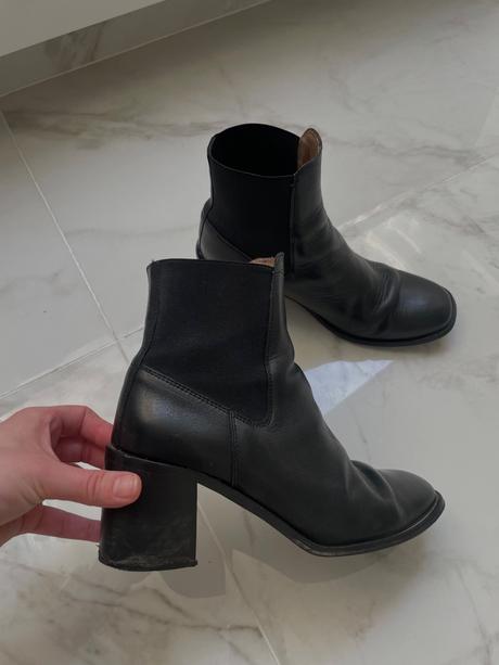 & other stories čierne kožené členkové čižmy na po, 38