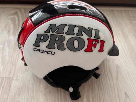 Lyžiarska prilba casco, s