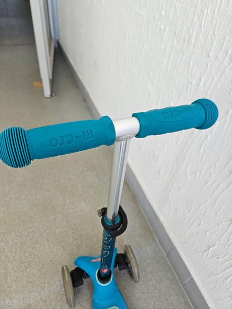 Micro mini deluxe kolobežka, micro