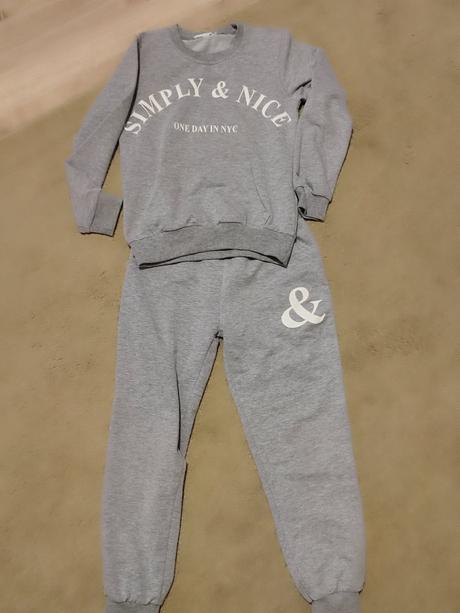 Tepláková súprava, 134