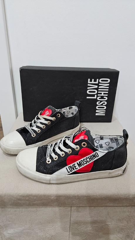 Damske tenisky, moschino,35