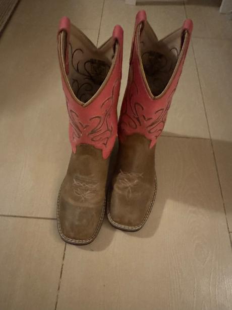 Western cizmy, 34