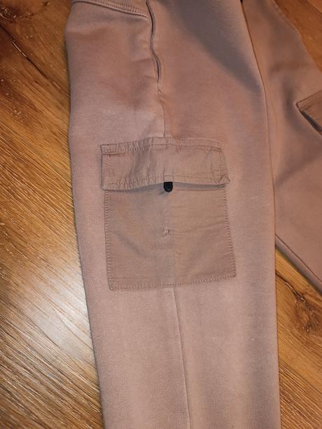 Tepláky next, next,104