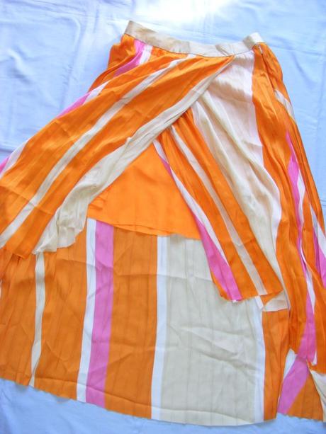 Plysovaná sukňa only unique, only,38 / 164 / 170 / m