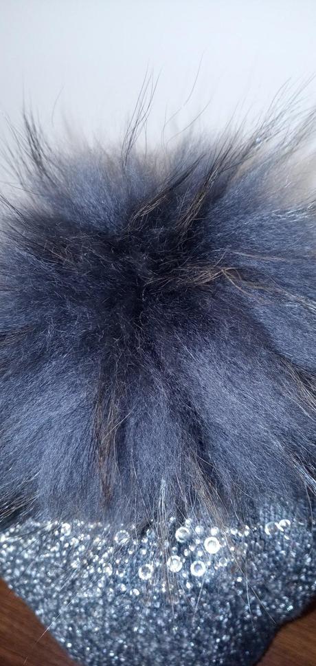 Zimna ciapka, liu jo