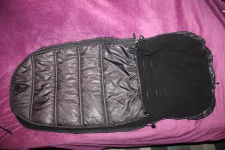 Cierny fusak carena, 