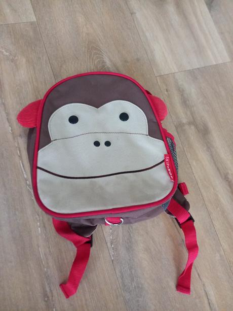Batoh opička, 