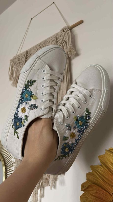 Plátené, ručne vyšívané tenisky, 36 - 42