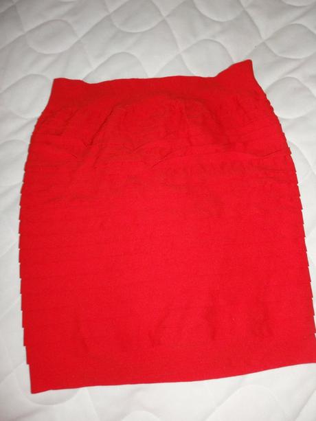 Elastická suknička pre tínedžerku, 164