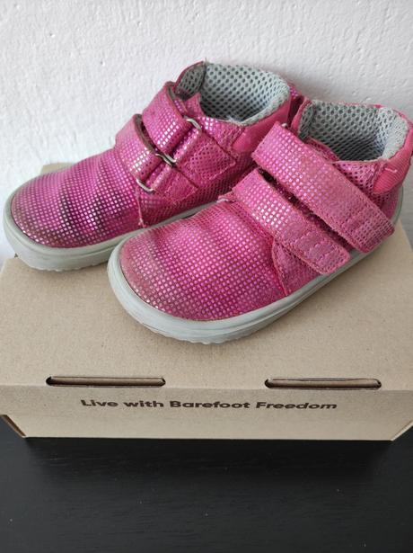 Be lenka play 26, be lenka,26