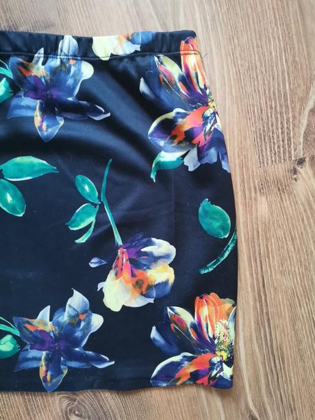 Sukňa, atmosphere,36