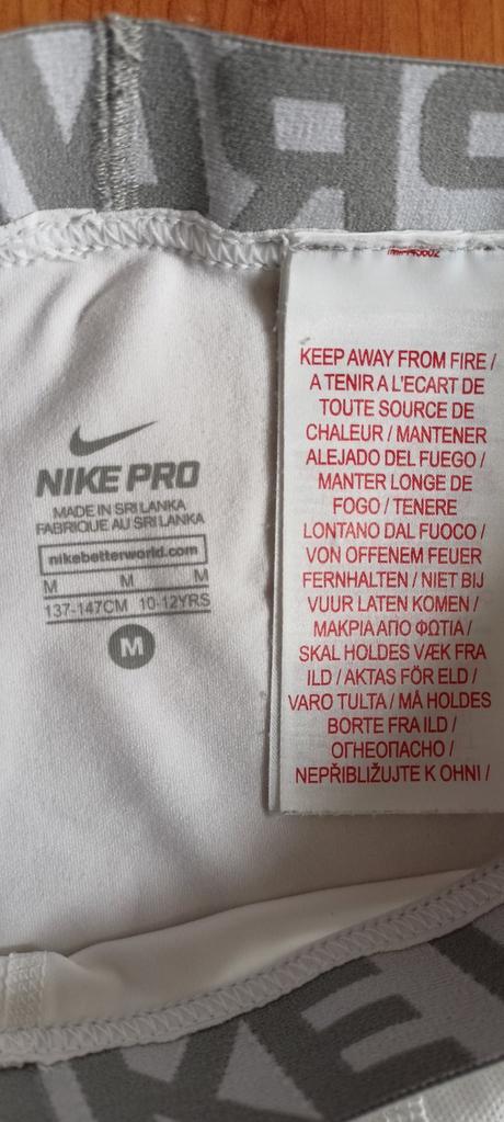 Športové prádlo niké pro č.137/147, 140