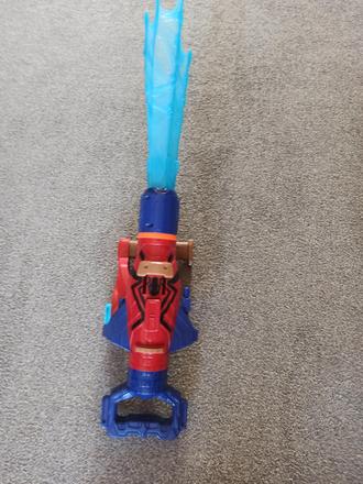 Skladacia spider-man nerfka, 