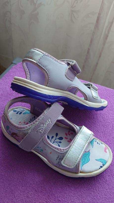 Disney frozen nádherné blikajúce sandálky, disney,29