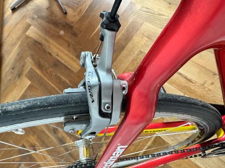 Karbónový cestno-triatlonový bicykel boardman, 28