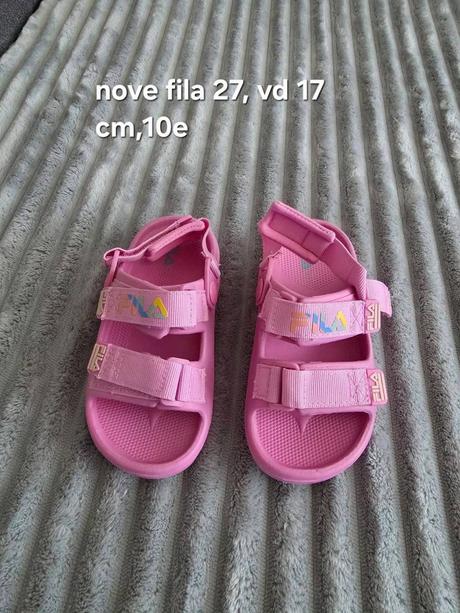Sandalky, fila,27