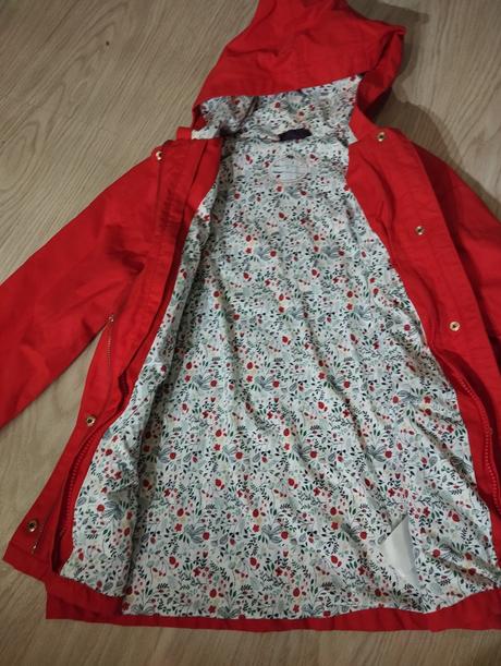 Cervena bunda, sergent major,134