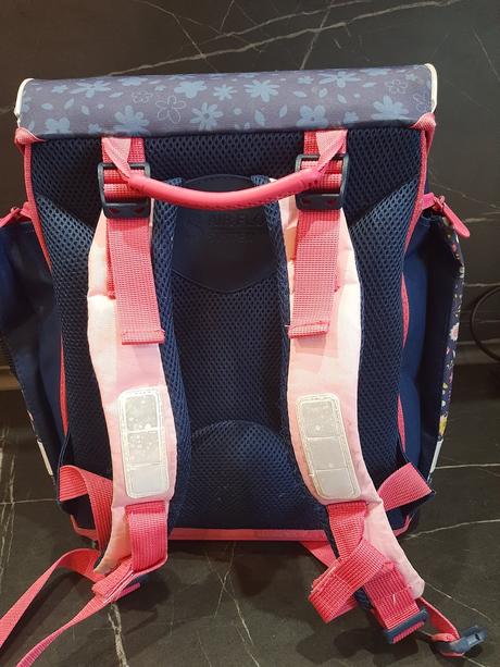 Školská taška+ vrecúško na úbor, 