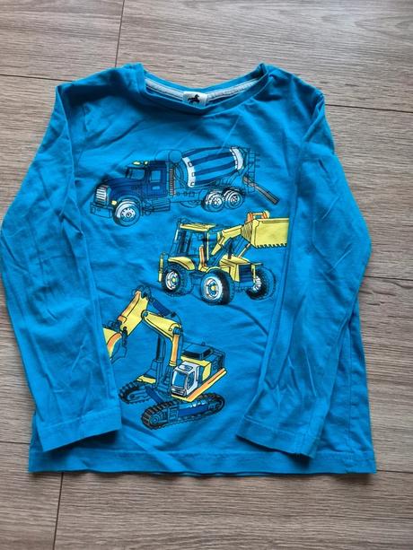 Tričko so stavebnými strojmi, c&a,122