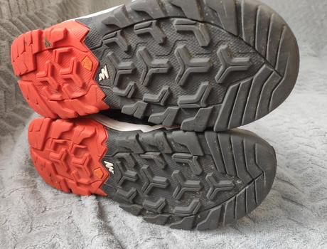 Turisticke topanky, quechua,33