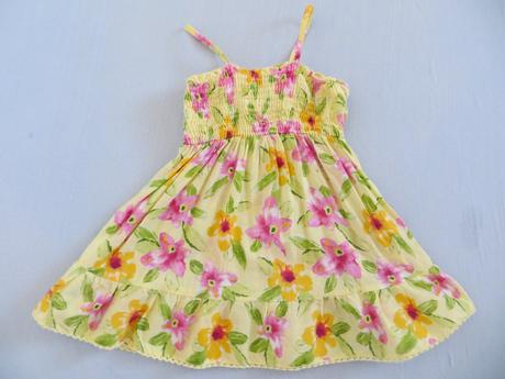 Kvetinkové šaty, 86