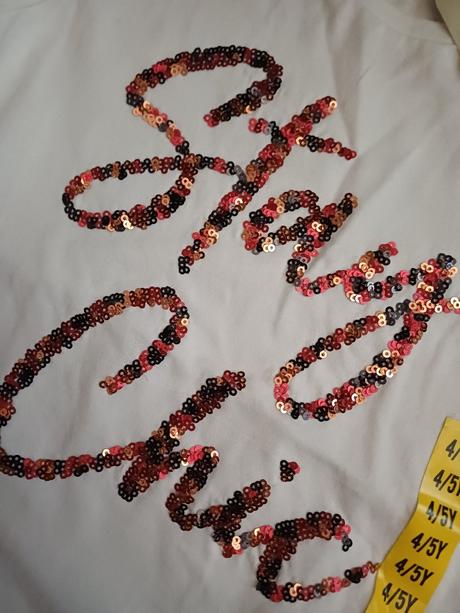 Nové veci pre dievčatko v.110, 104–116