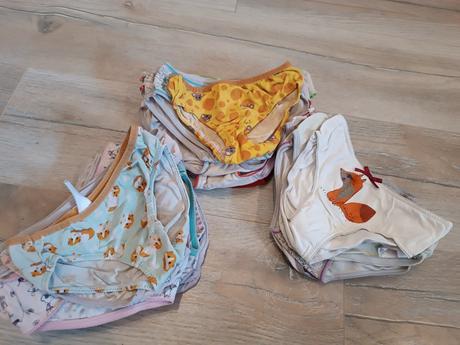 Spodné prádlo pre dievčatá, 104