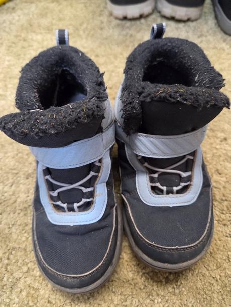 Nepremokavé zimné topanky, quechua,29