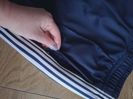 Športove nohavice, teplaky, pull&bear,s