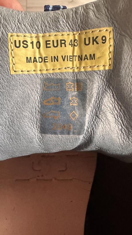 Pánske,kvalitné,kožené sneakersy azzaro, 43