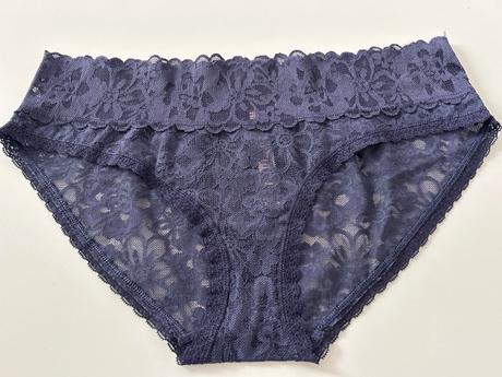 3 kusy victorias secret nohavičky m, victoria's secret,m