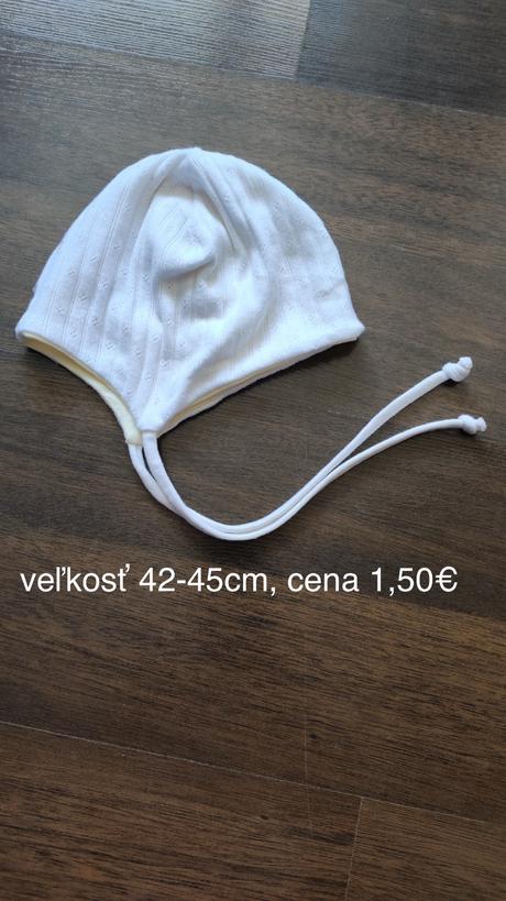 Čiapky, <50