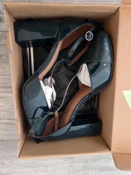 Lakované lodičky, next,41